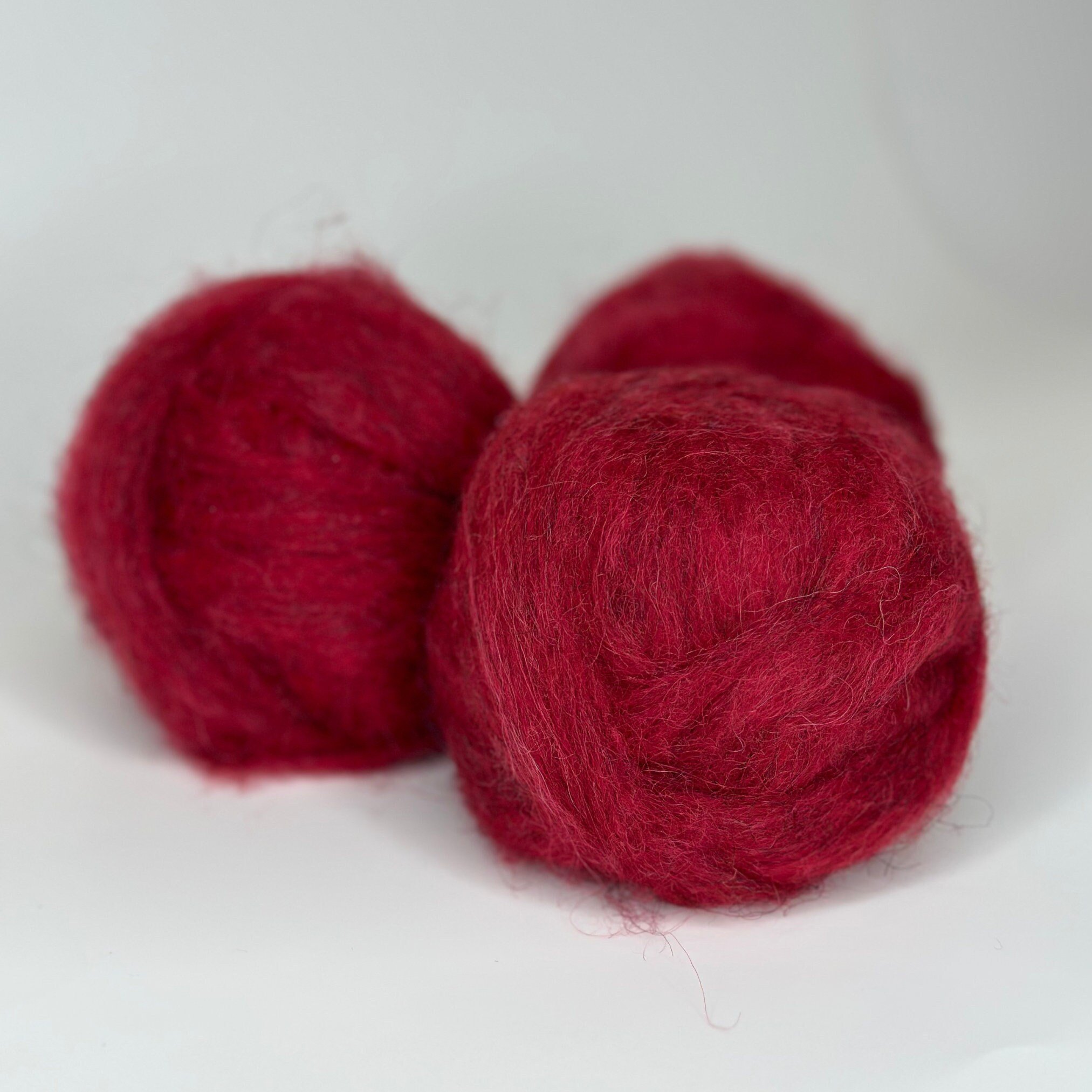 Icelandic Wool Roving Ball - Fire Red - Image 2