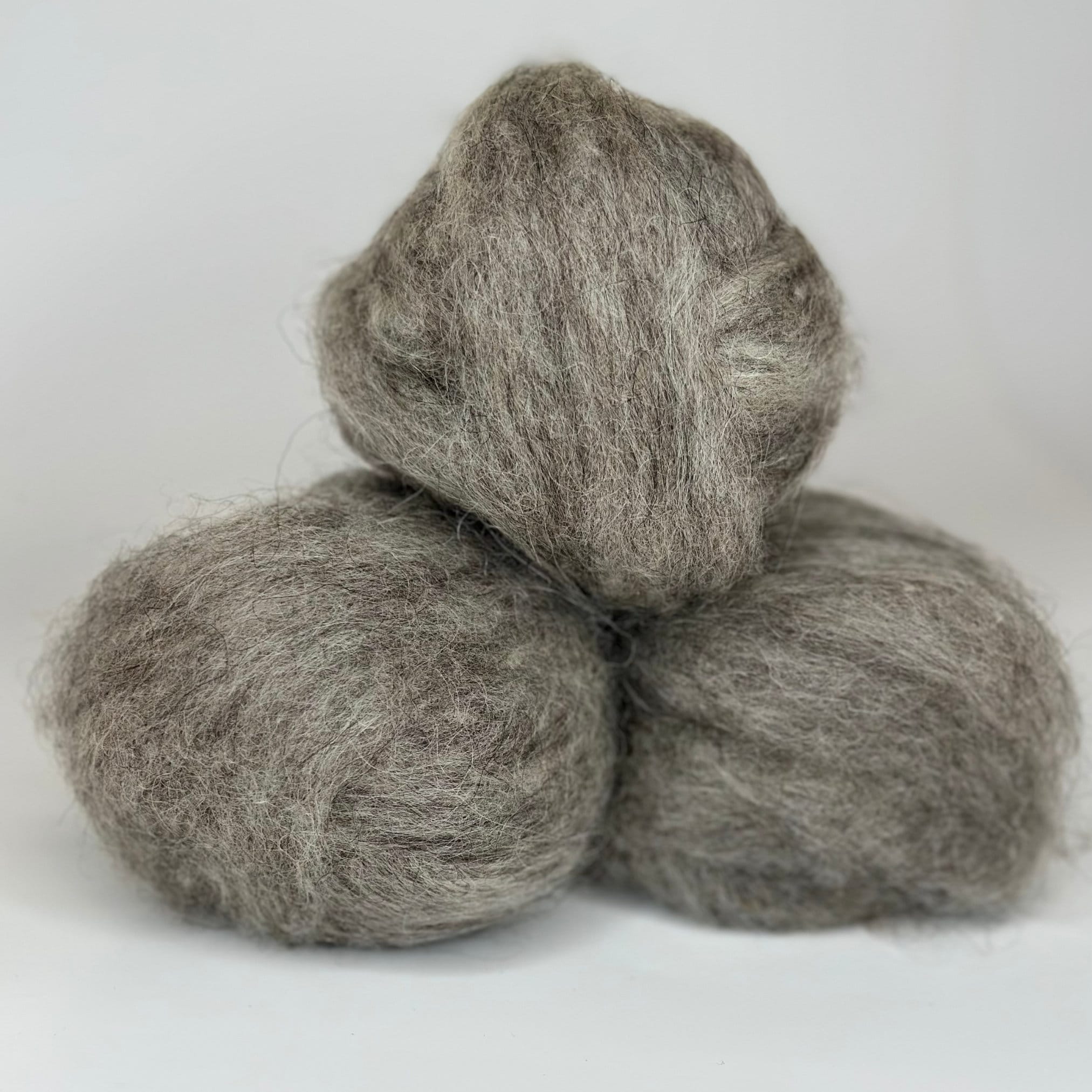 Icelandic Wool Roving Ball - Natural Grey