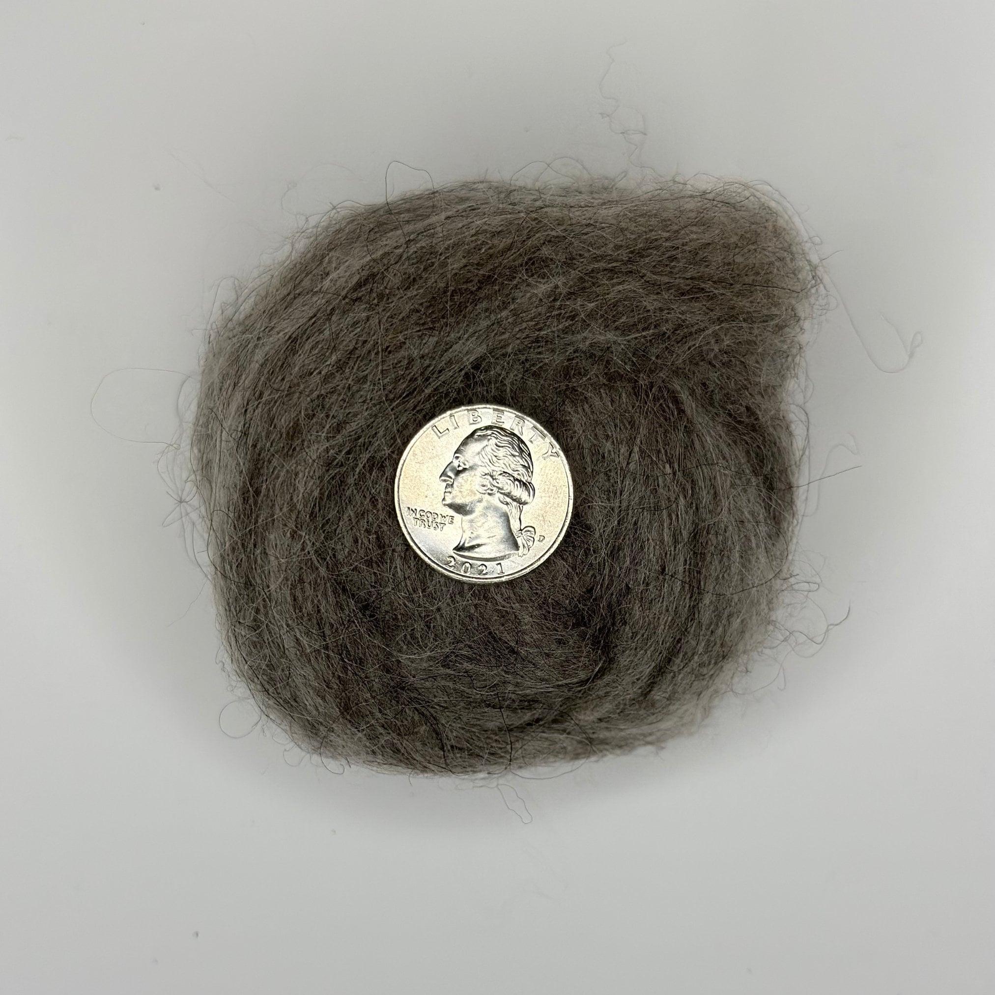 Icelandic Wool Roving Ball - Natural Grey - Image 3