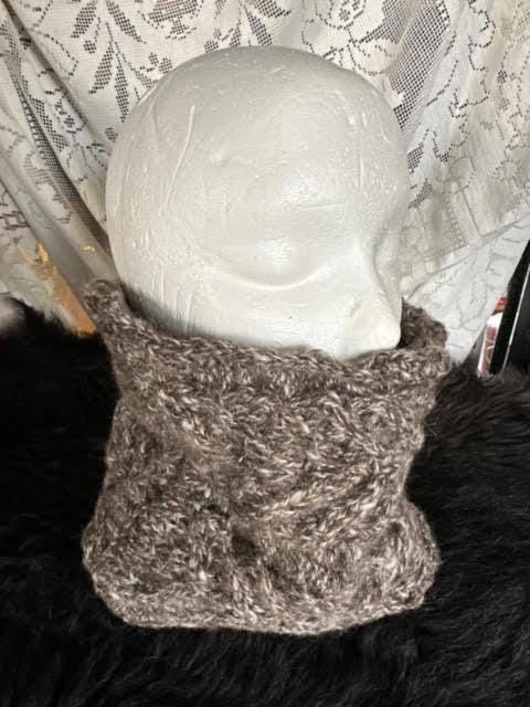 Ally Thin Icelandic Wool Boucle Yarn - Soft Off-White Blend of Icelandic Wool & Alpaca for Knit, Crochet, Fiber Art - Image 6