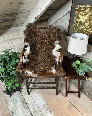 Driftwood Brown Icelandic Sheepskin – Natural Long Wool Throw