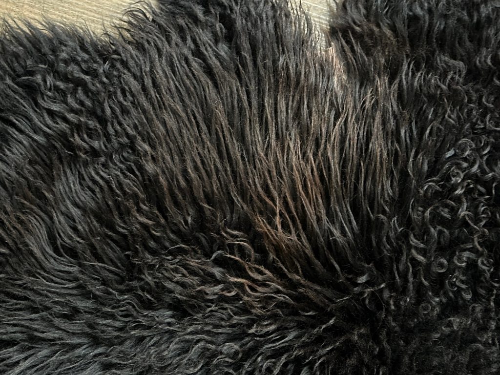 natural Icelandic sheepskin wicking